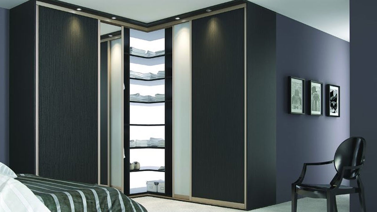How a Corner Wardrobe Saves Space in Small UK Bedrooms